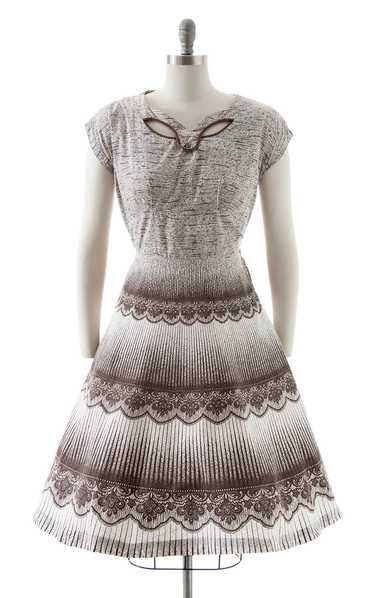 $65 DRESS SALE /// 1950s Lace Trompe L'oeil Dress 