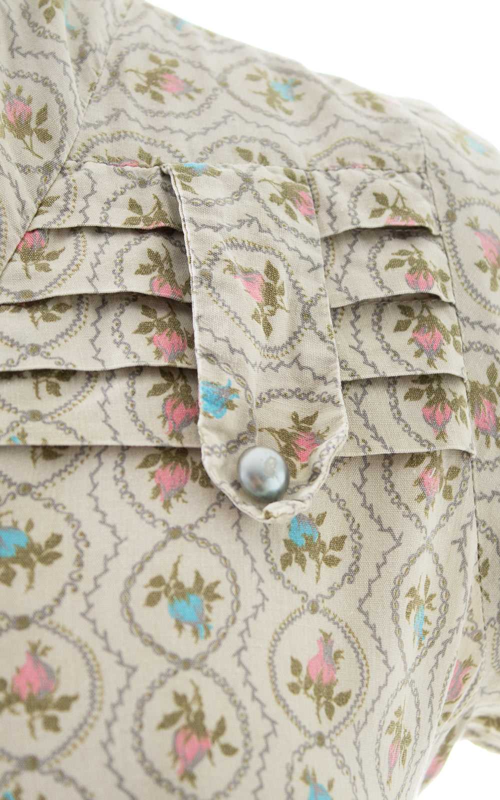 $65 DRESS SALE /// 1950s Rosette Shirtwaist Dress… - image 2