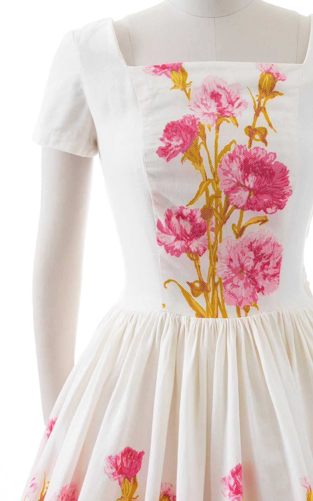 1950s Carnations Border Print Cotton Dress | medi… - image 2