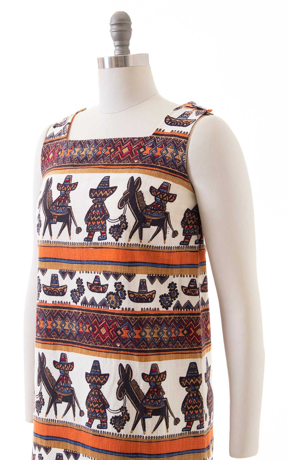 1960s Mexican Novelty Print Shift Dress | small - image 5