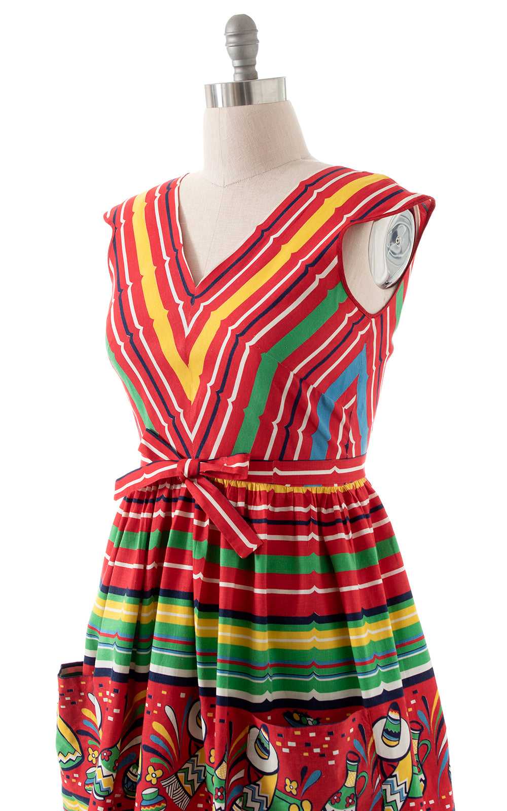 1940s Mexican Novelty Border Print Wrap Dress | m… - image 7