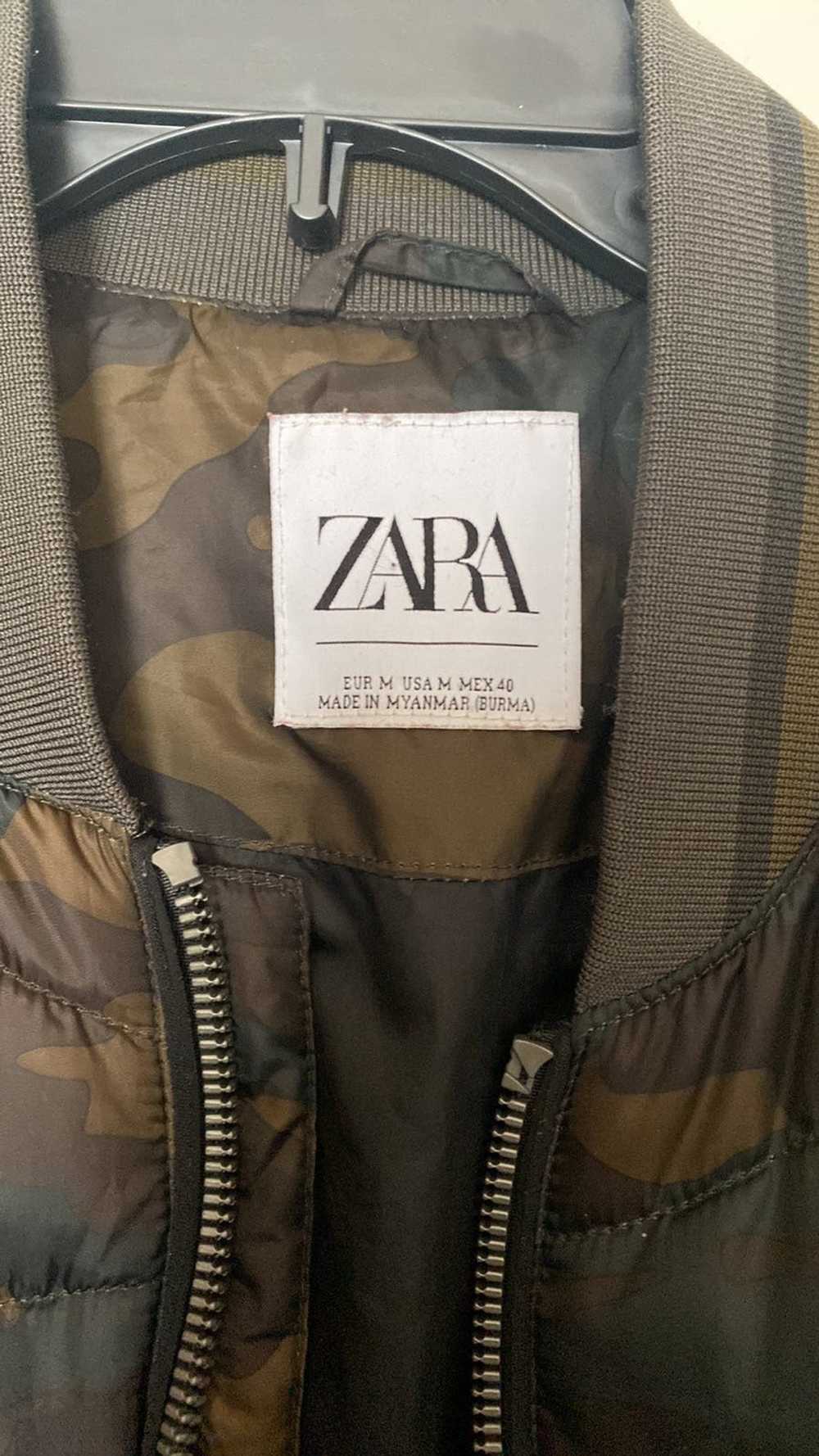 Zara Zara Camo Bomber Puffer Jacket Medium - image 2