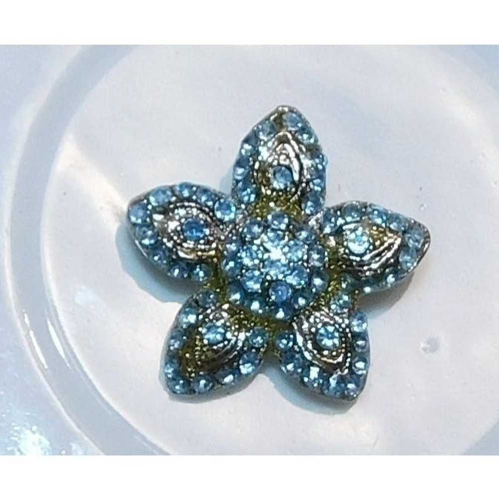Other Blue And Silver Rhinestone Star Brooch - image 2