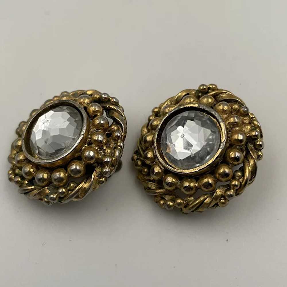 Authentic Chanel Vintage Clip On Earrings - image 4