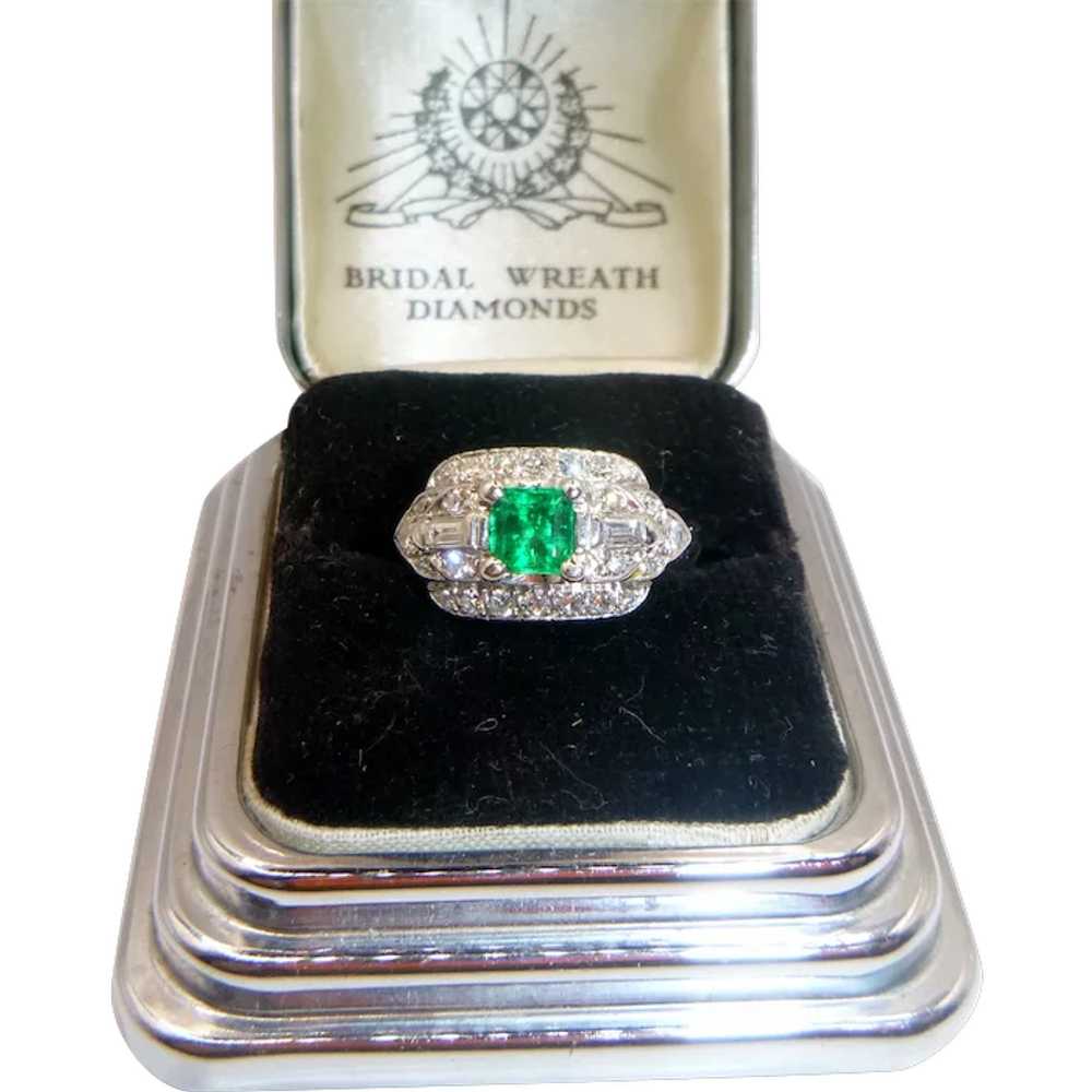 Vintage Emerald & Diamond 14K Gold Ring - image 1