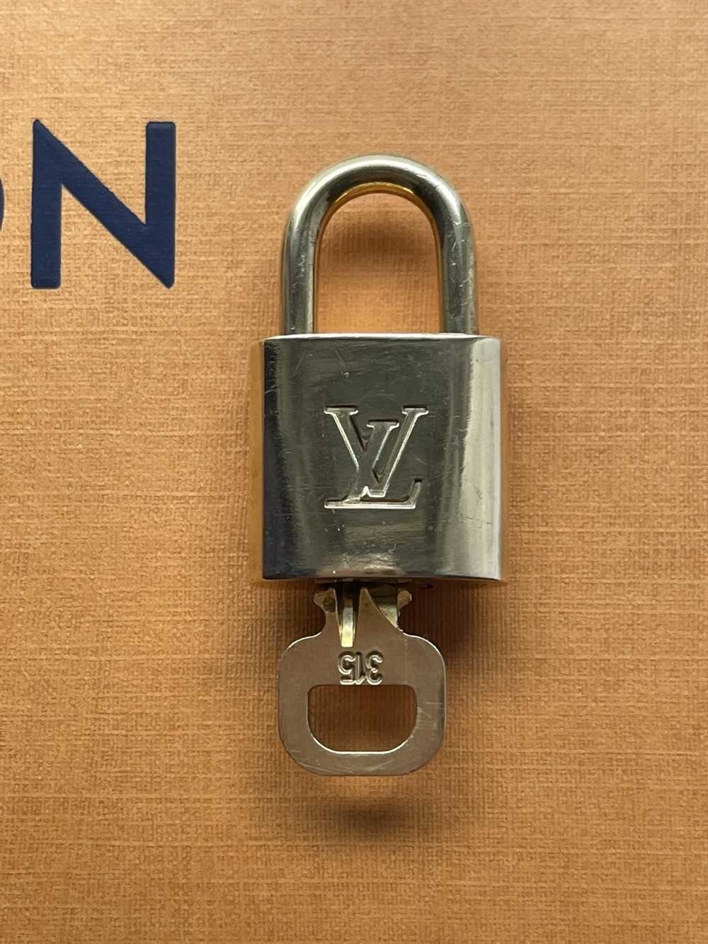 Louis Vuitton Louis Vuitton Cadena Gold Tone Lock… - image 3