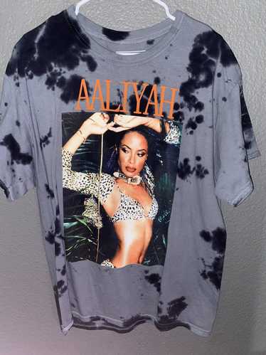Vintage Aaliyah graphic tee with tye dye