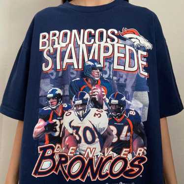 Vintage 1999 Denver Broncos Elway Stampede NFL Crewneck Sweatshirt Size  Large