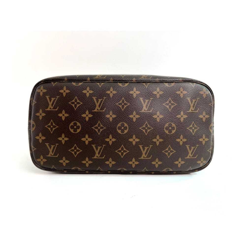 Louis Vuitton Neverfull leather tote - image 9