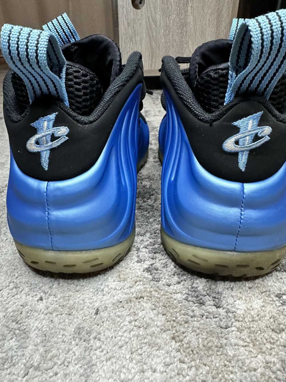 Nike Nike Air Foamposite One University Blue - image 9