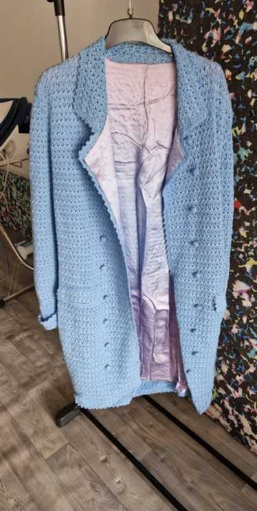 Vintage Demi-season coat in light blue crocheted w