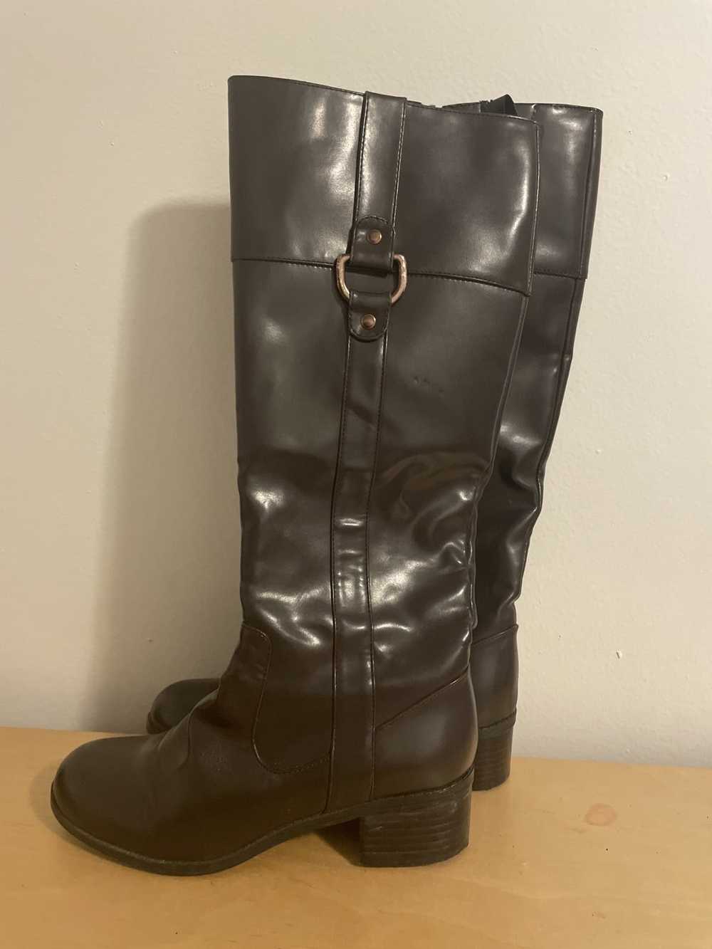 Other Women brown leather boots for rainy - image 3