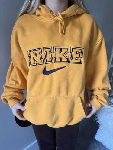 Streetwear × Vintage Yellow Nike Hoodie