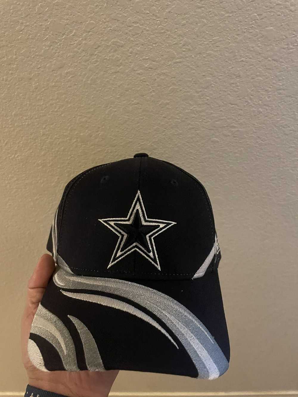 Reebok Dallas Cowboys Wave Sharktooth Hat NFL One Size Adjustable