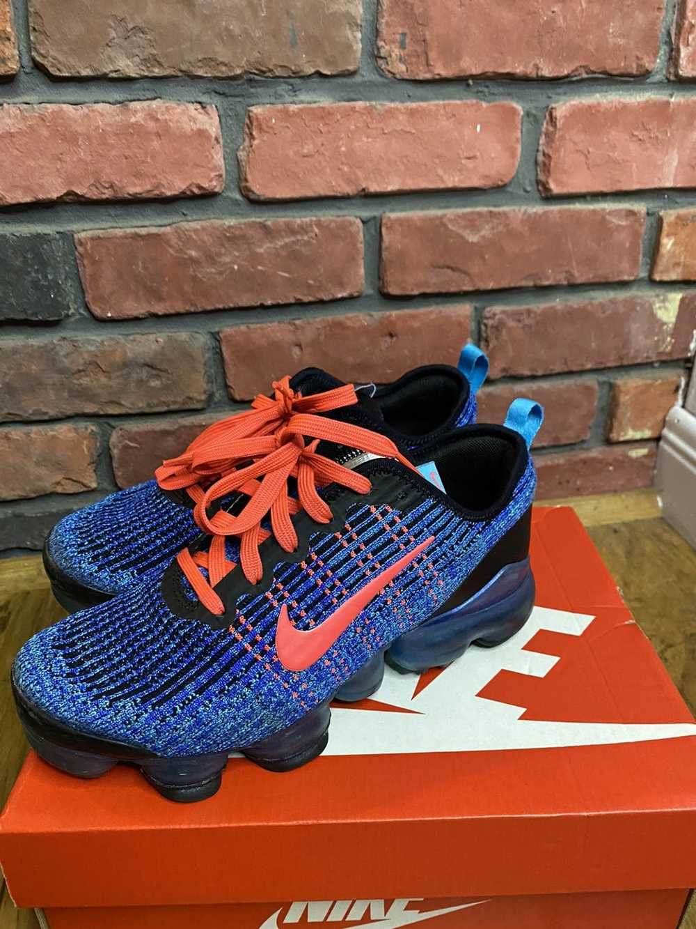 Nike Air Vapormax Flynit 3 GS Blue Size 4.5Y - image 3