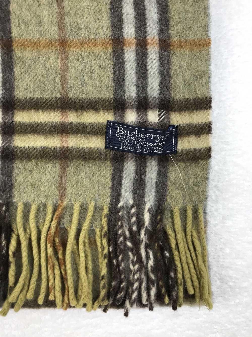 Burberry × Luxury × Vintage Vintage Burberry Scar… - image 6