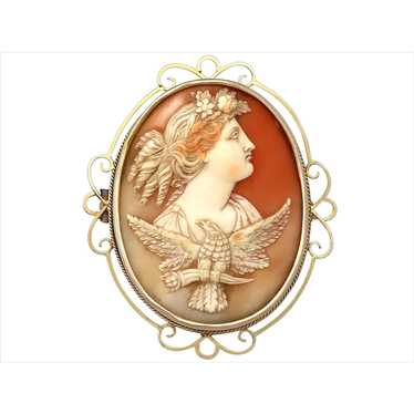 Antique Carved Shell and 15ct Yellow Gold Cameo Br