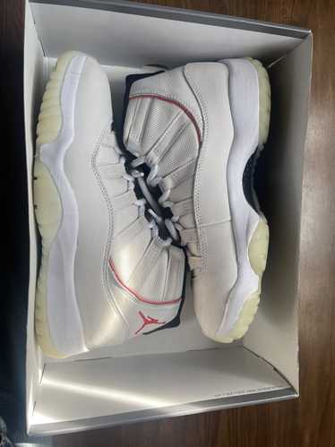 Jordan Brand × Nike Retro 11 size 8.5 (eggshell 11