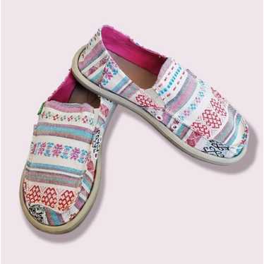 Sanuk Women's Size 10 Casual Slip On Cream off white knit Sneakers