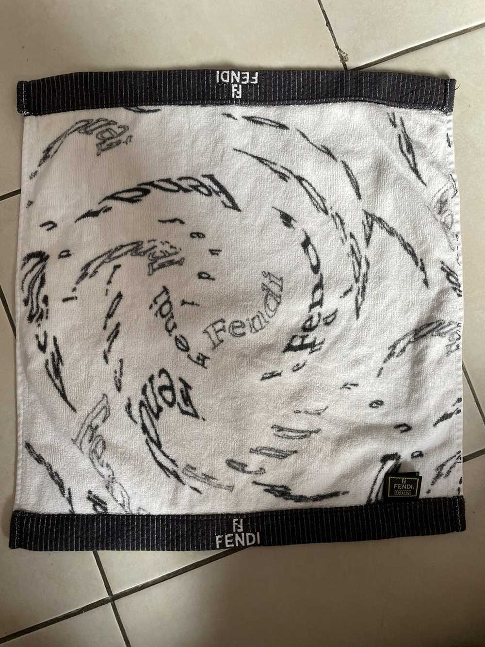 Fendi × Very Rare Very rare FENDI towel - image 1