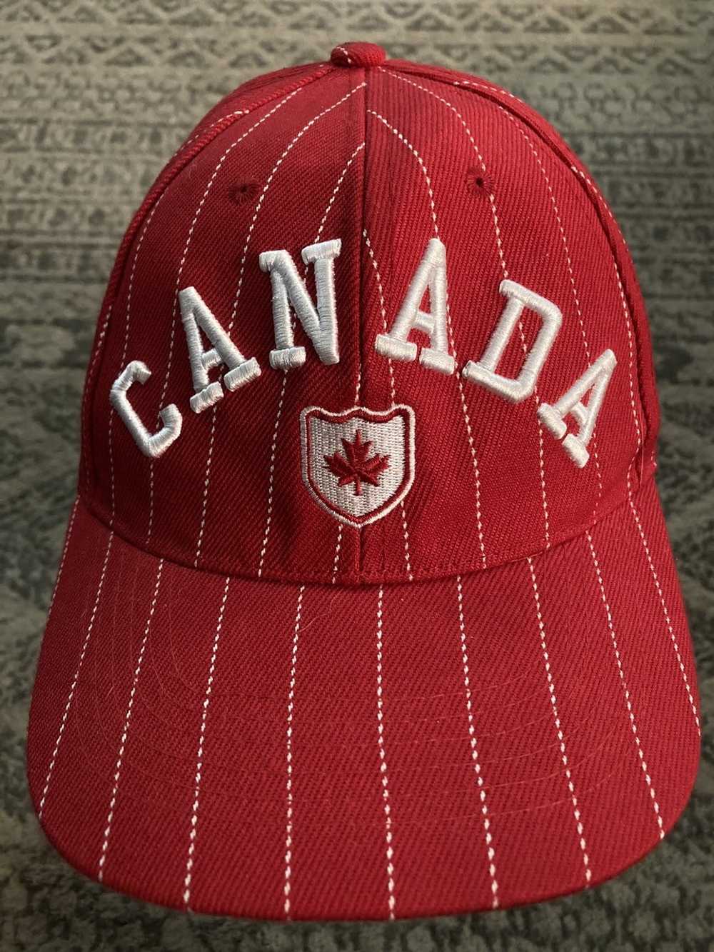 Canada × Strapback × Trucker Hat CANADA Strapback… - image 1