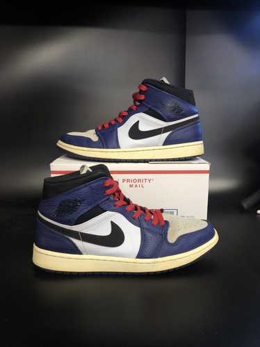 Jordan Brand × Nike Jordan 1 mid deep royal blue