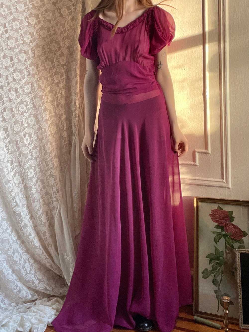 1930s Fuscia Purple Dress Ruched Puff Sleeves Ray… - image 12