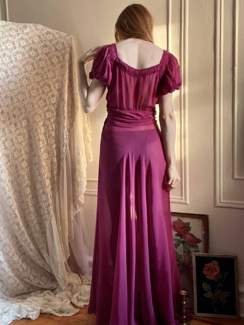 1930s Fuscia Purple Dress Ruched Puff Sleeves Ray… - image 4