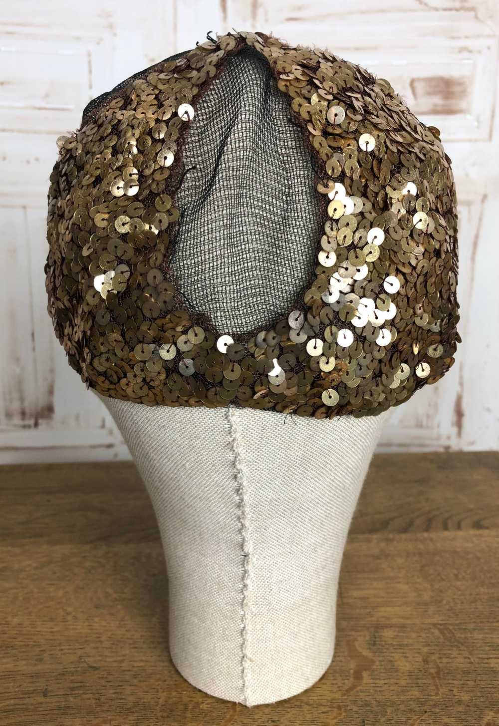 Cute Original 1930s Vintage Gold Sequinned Netted… - image 9