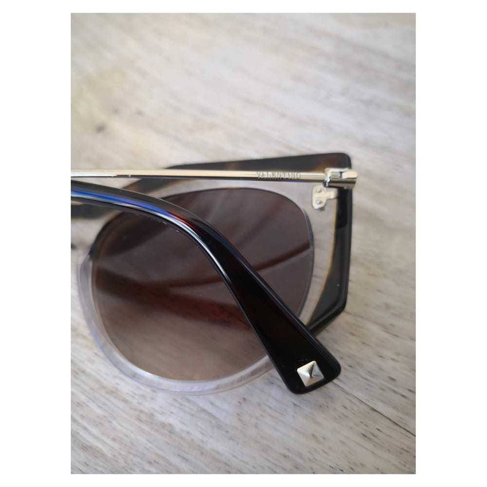Valentino Garavani Oversized sunglasses - image 6