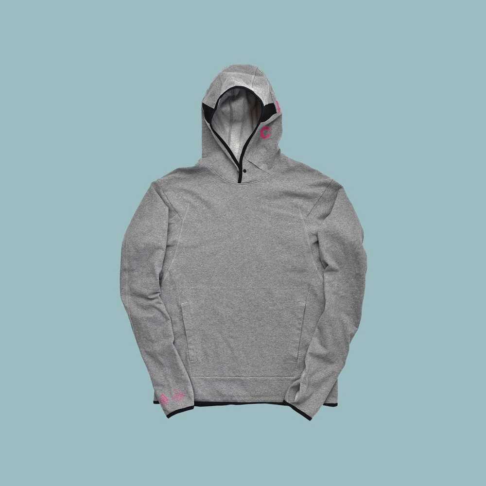 windproof nike acg gray and pink