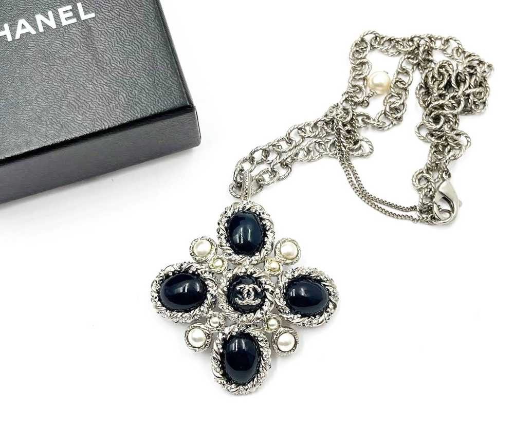 Chanel Chanel Silver Rope CC Navy Stone Cross Pen… - image 2