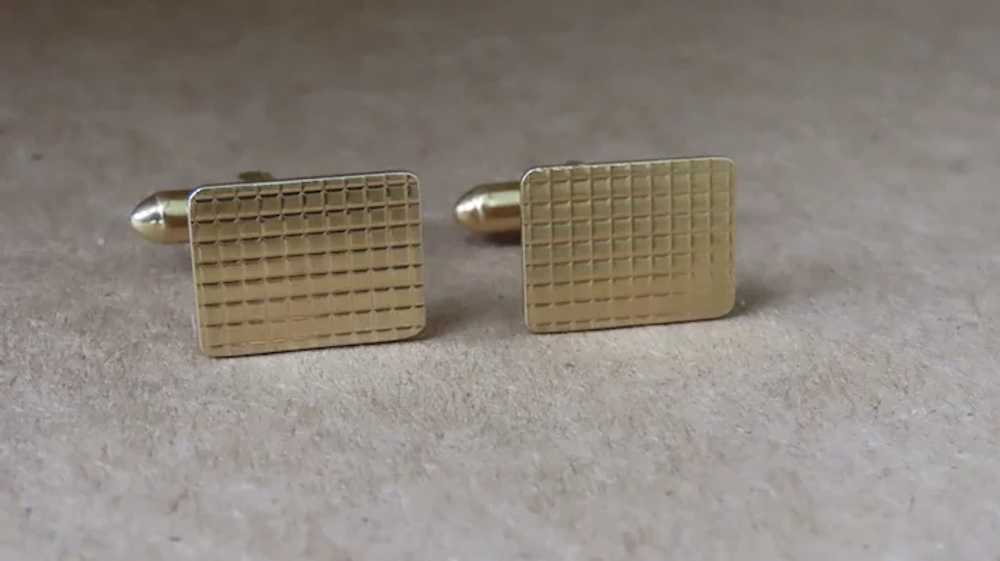 Pair of Mid Century Grid Pattern 14K Gold Cufflin… - image 10