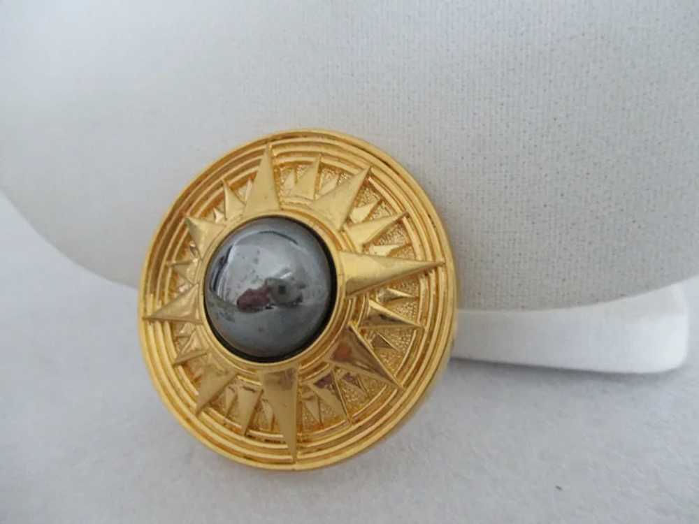 Large Hematite Cabochon Sun-Ray Brooch Vintage - image 5