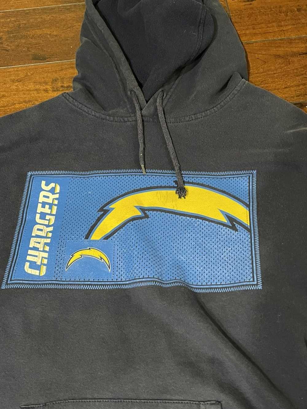 NFL Los Angeles Chargers Special Fall And Winter Bow Hunting Personalized  Hoodie T Shirt - Growkoc