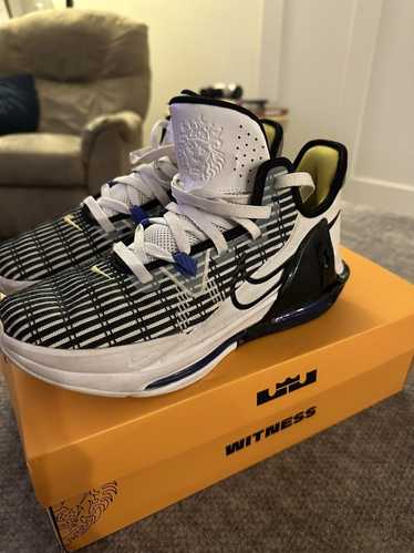 Nike Lebron Witness VI