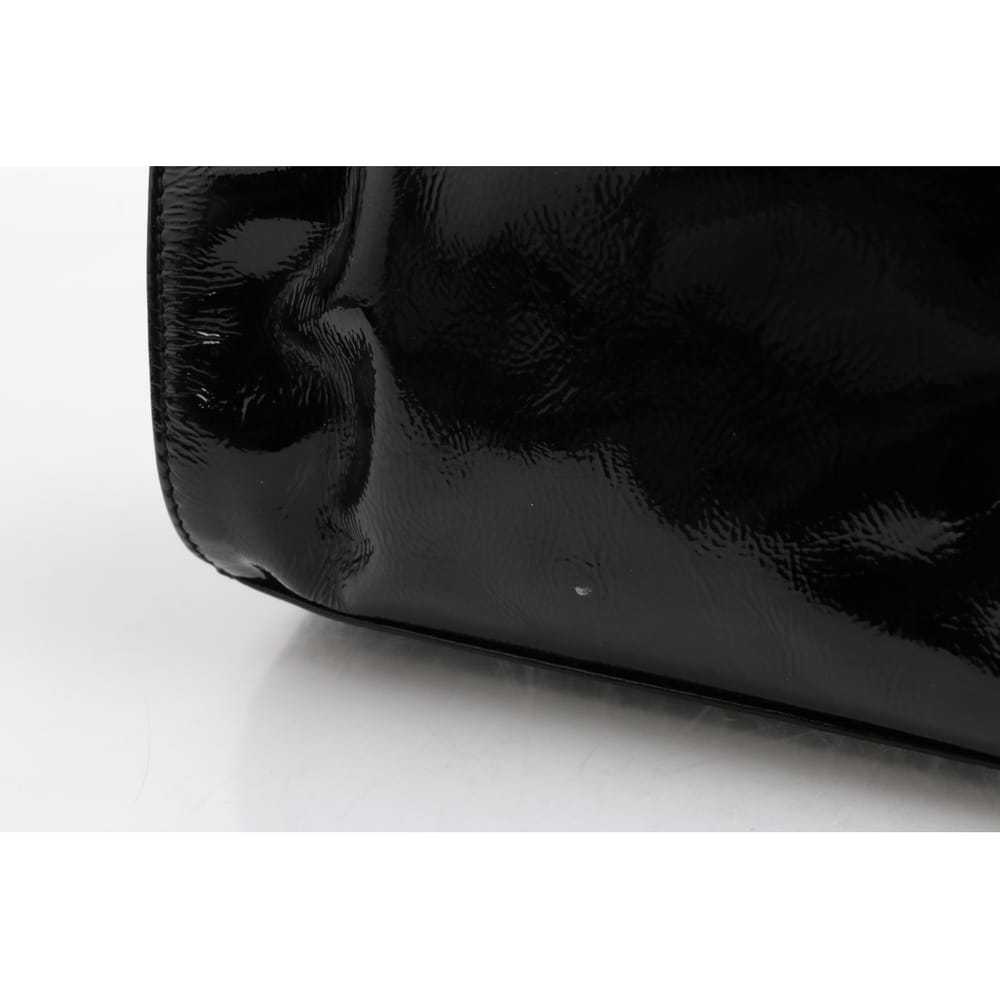 Chanel Patent leather handbag - image 4