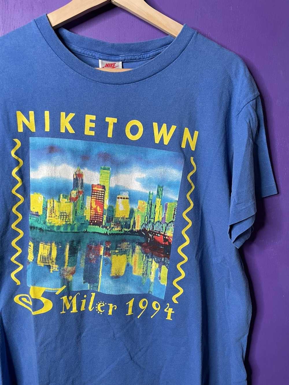 Nike × Streetwear × Vintage Vintage 1994 Niketown… - image 3