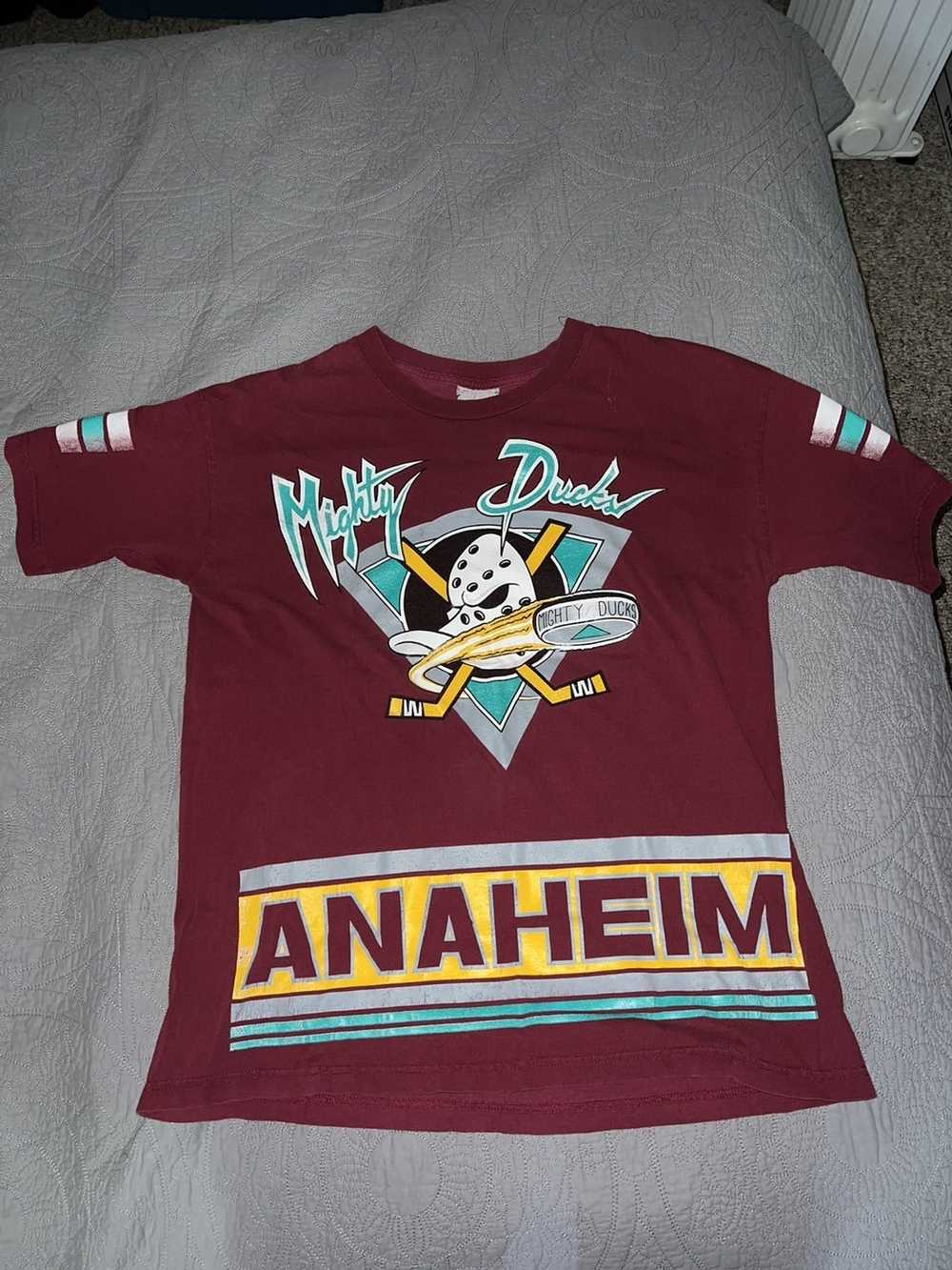Just picked up this CCM 2001 Mighty Ducks authentic jersey for $80! :  r/AnaheimDucks
