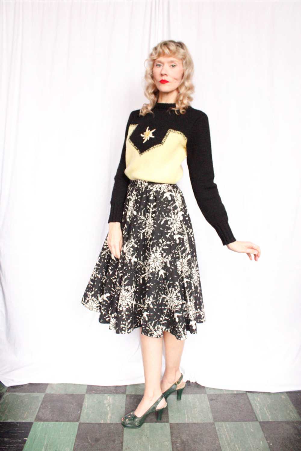 1950s Snowflake Cotton Swing Skirt - Xsmall - image 4