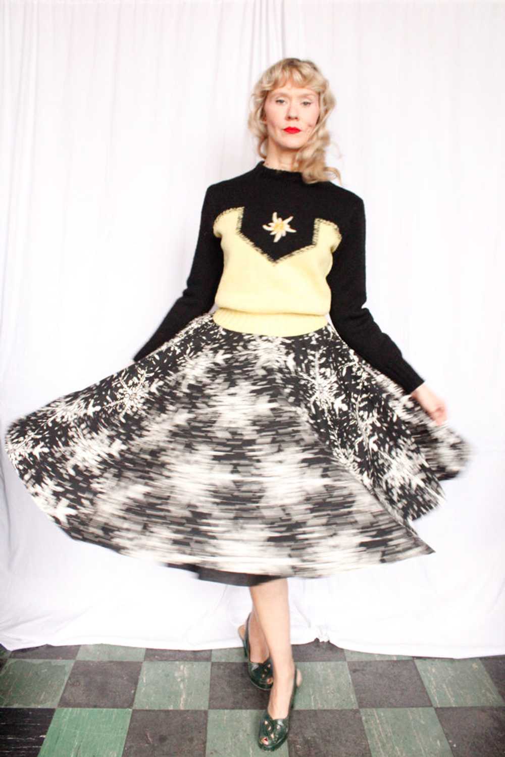 1950s Snowflake Cotton Swing Skirt - Xsmall - image 8