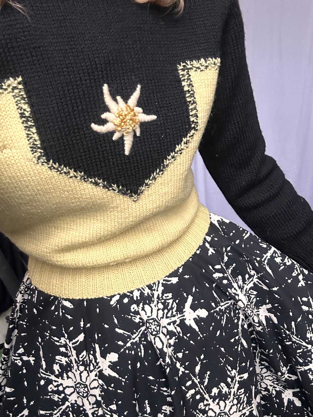 1950s Snowflake Cotton Swing Skirt - Xsmall - image 9