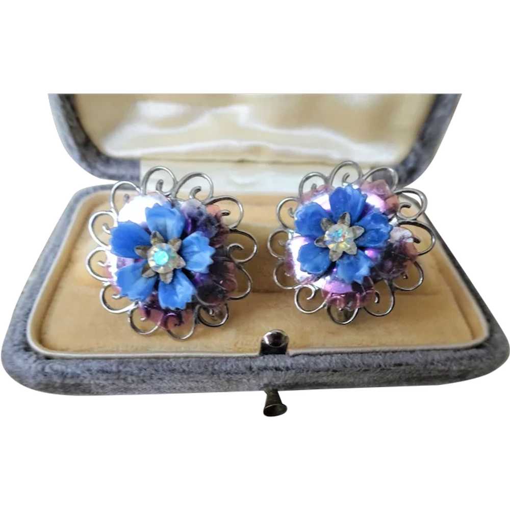 PRETTY 1950s Coro Floral Earrings, Signed Clip On… - image 1