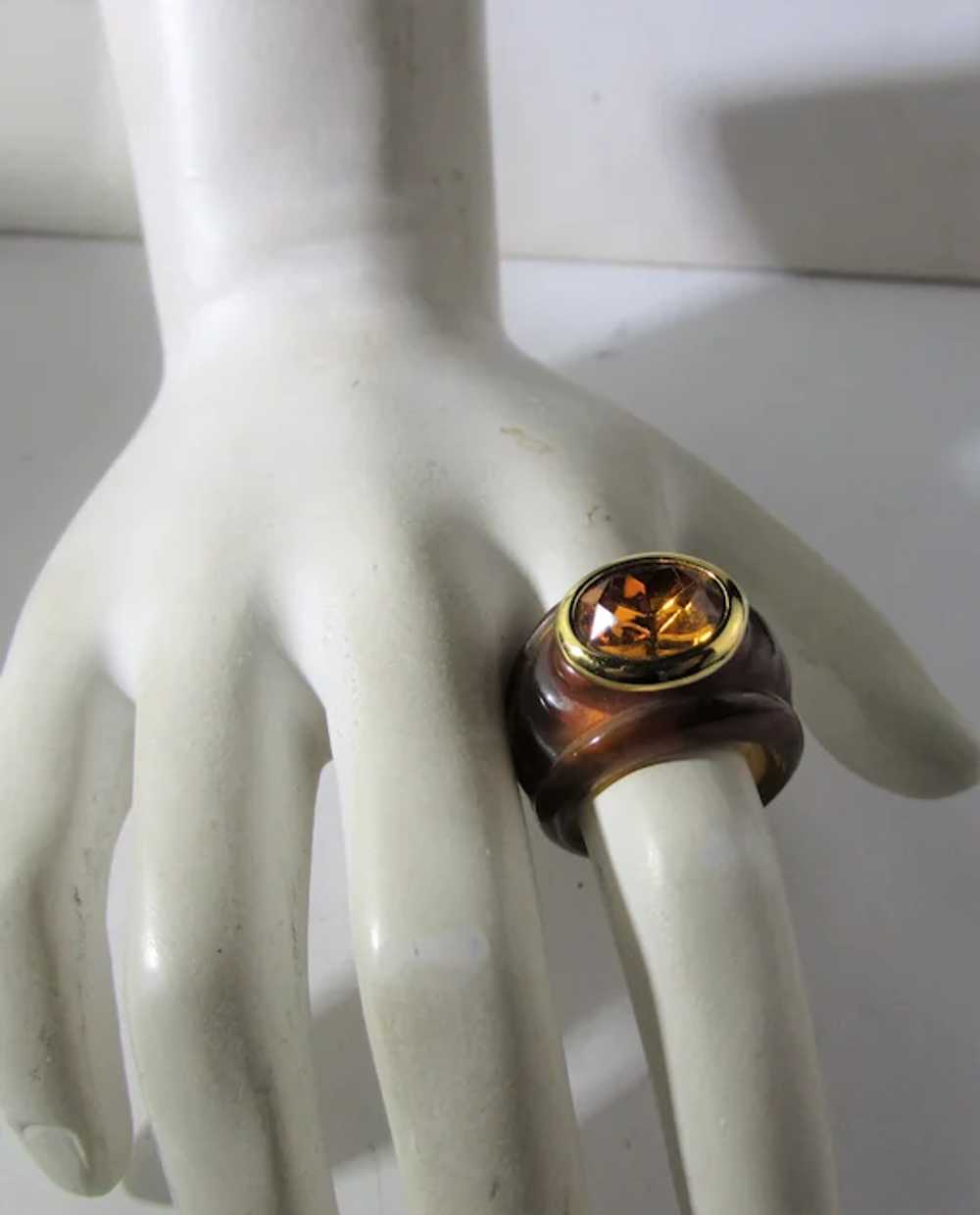 Joan Rivers Lucite Ring With Gold Tone Central Cr… - image 2