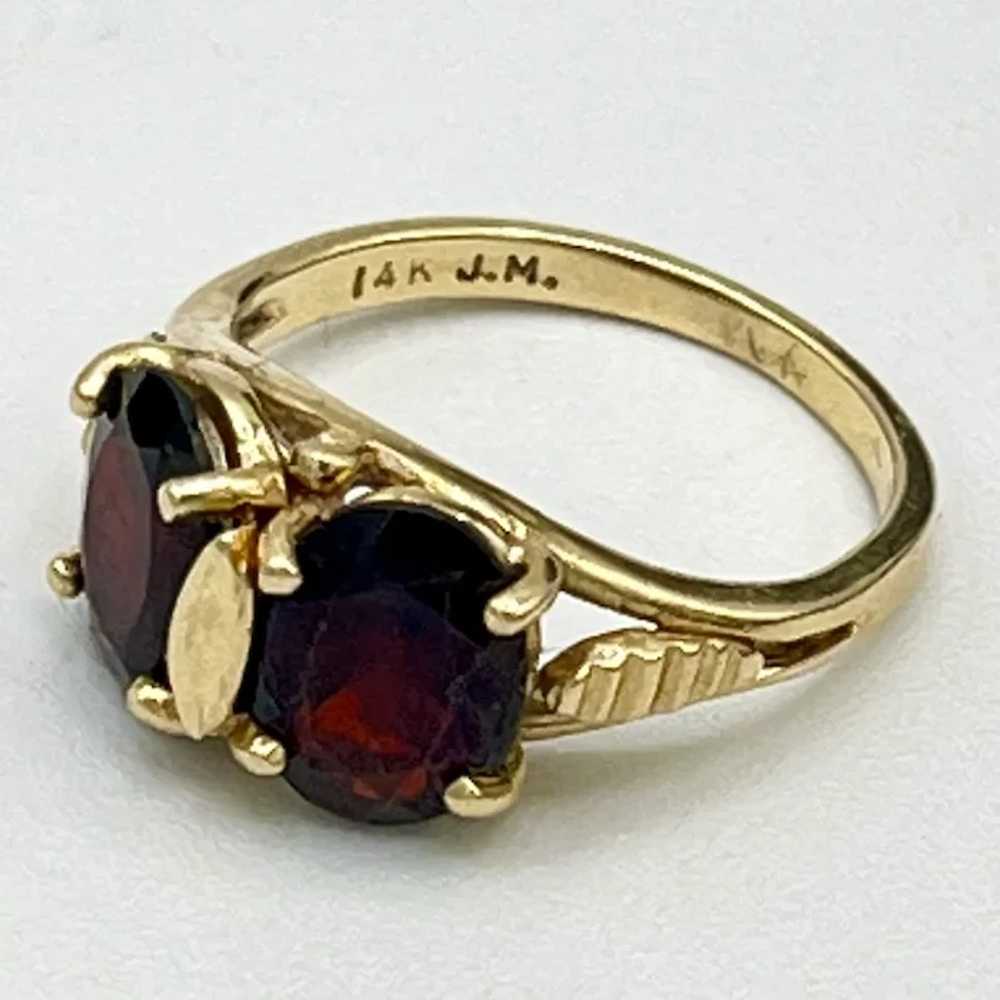 Vintage 14K Gold Ring with 2 Garnet Stones Size 4 - image 3