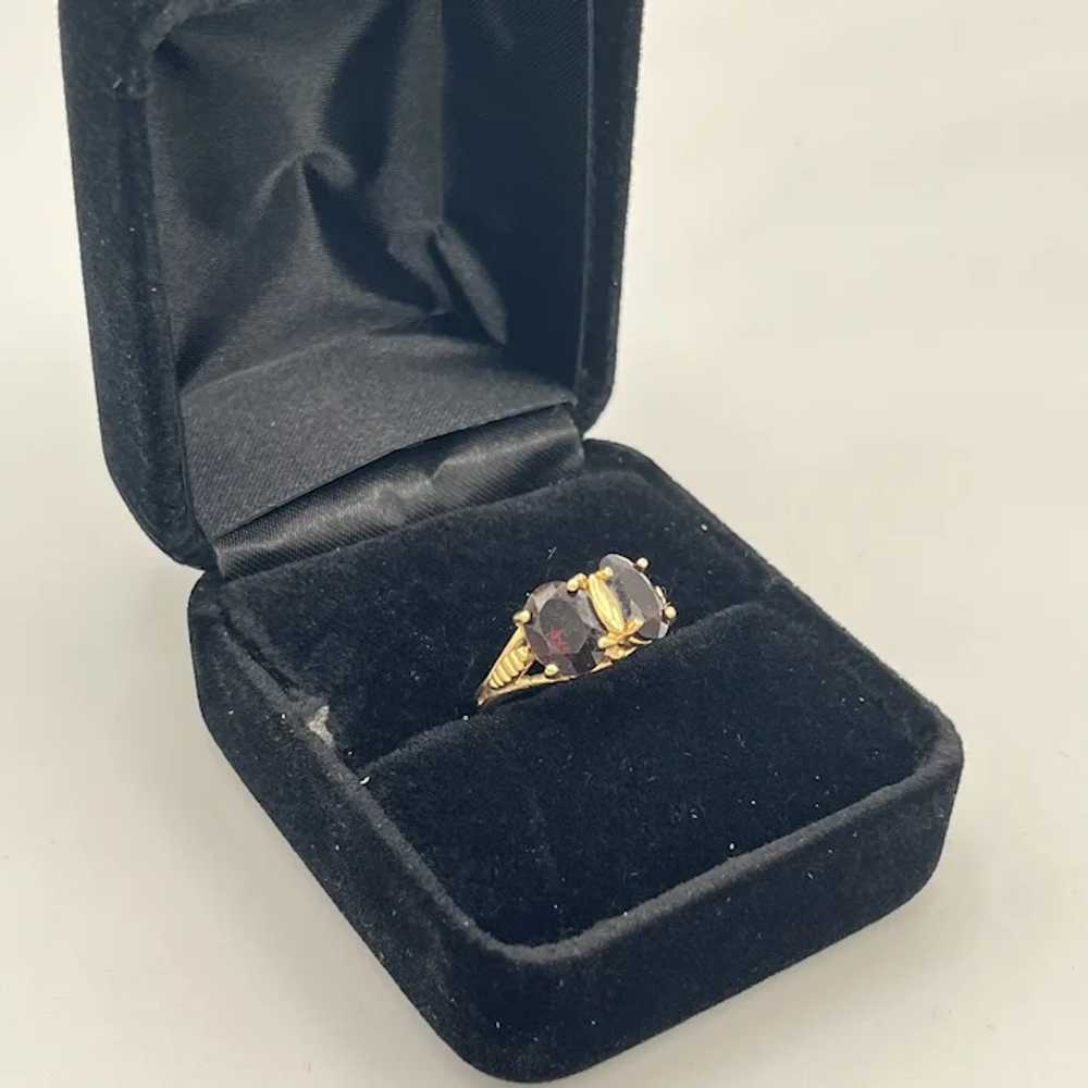 Vintage 14K Gold Ring with 2 Garnet Stones Size 4 - image 9
