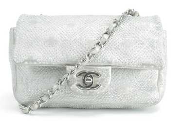 Chanel bag custom strassing #customstrassing#chanelbag