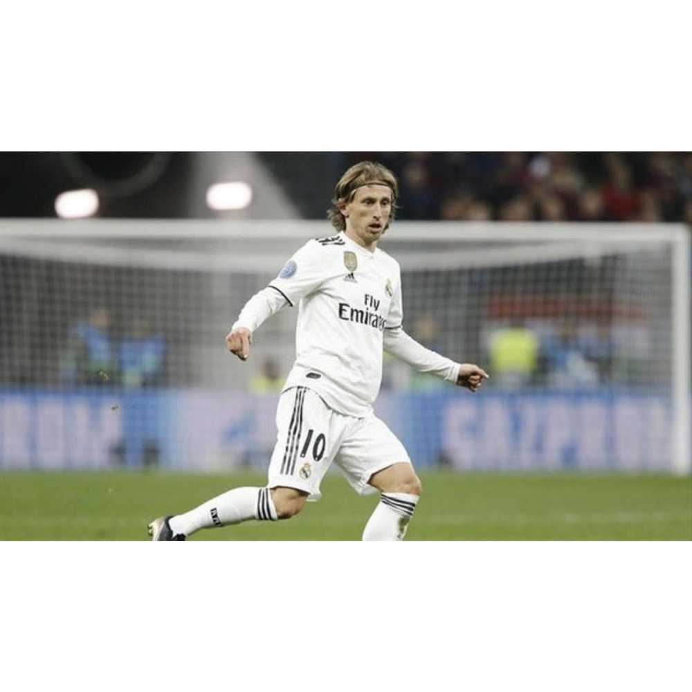 Adidas Modric Real Madrid 2018 UEFA PLAYER ISSUE … - image 10