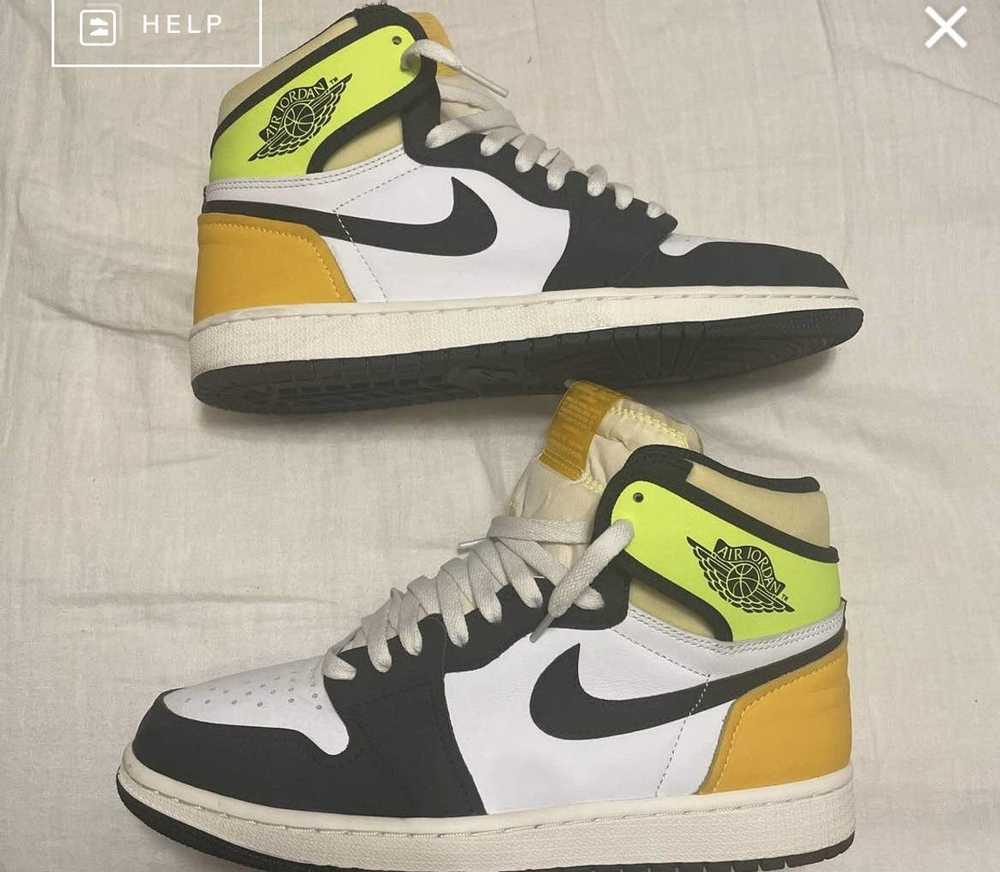 Jordan Brand × Nike Jordan 1 Volt - image 2