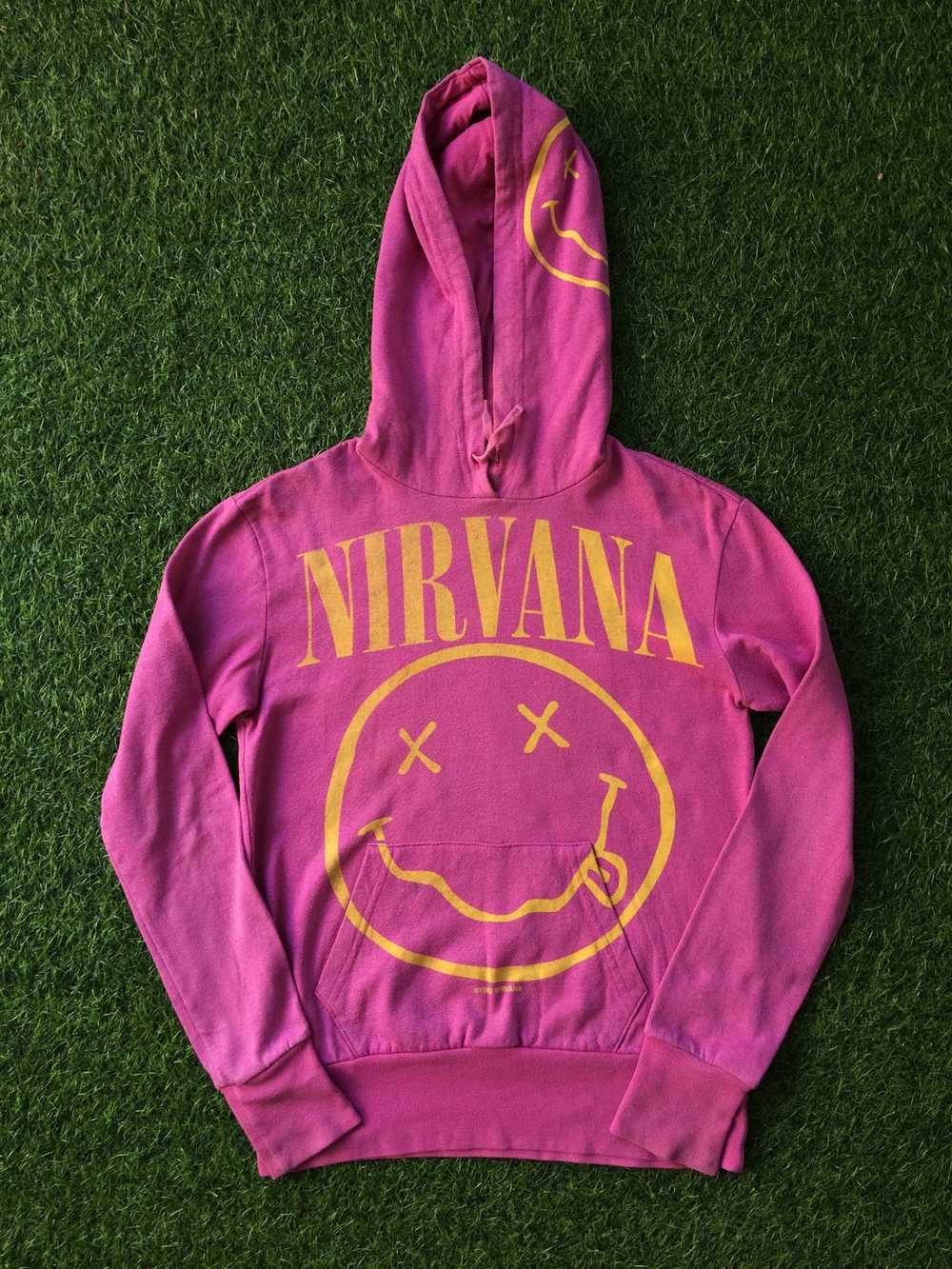 Nirvana × Rock Band × Vintage Nirvana Smiley Merc… - image 2